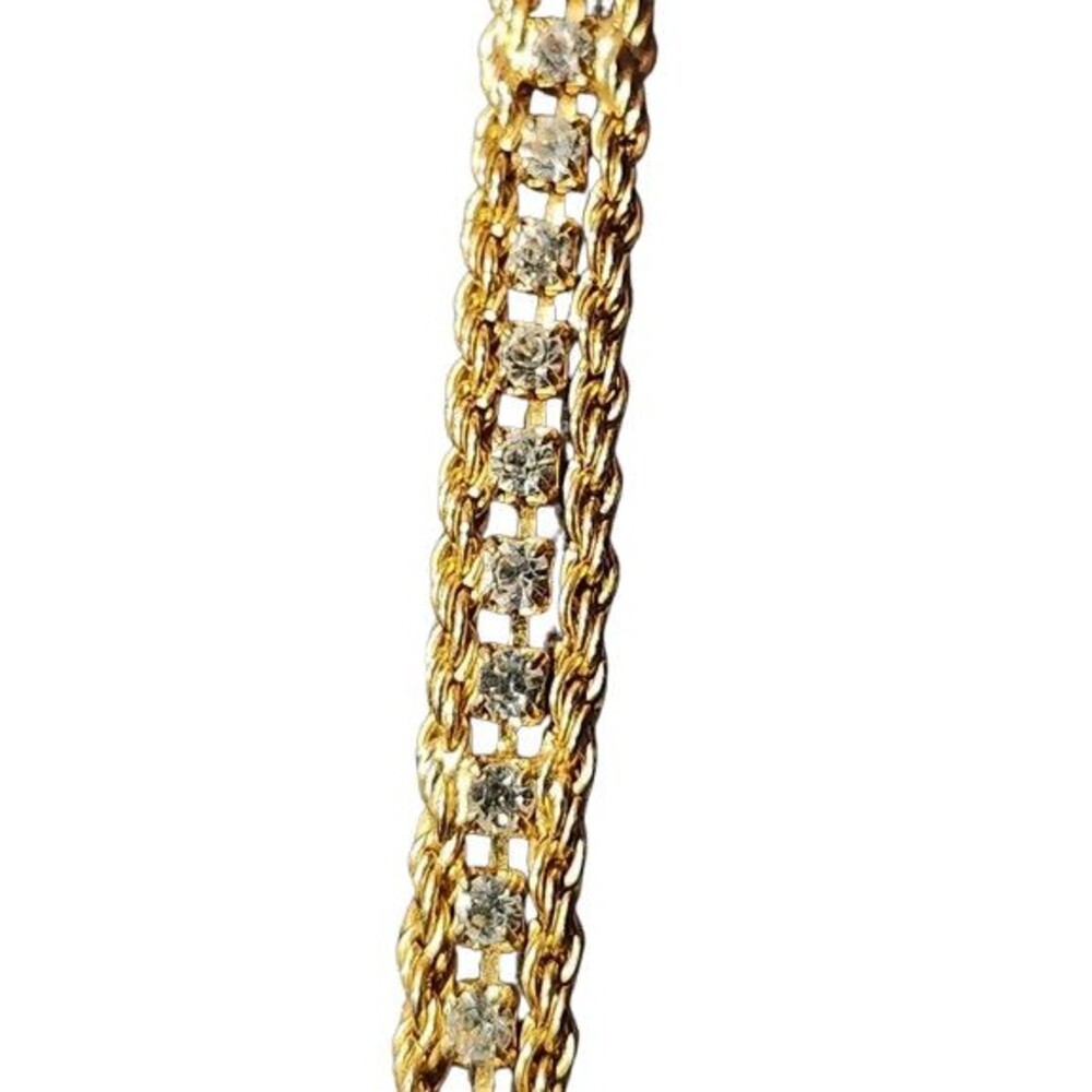 JT1 Gold-Tone Metal Link Chain Bracelet 7 in Box Clasp With Gemstones